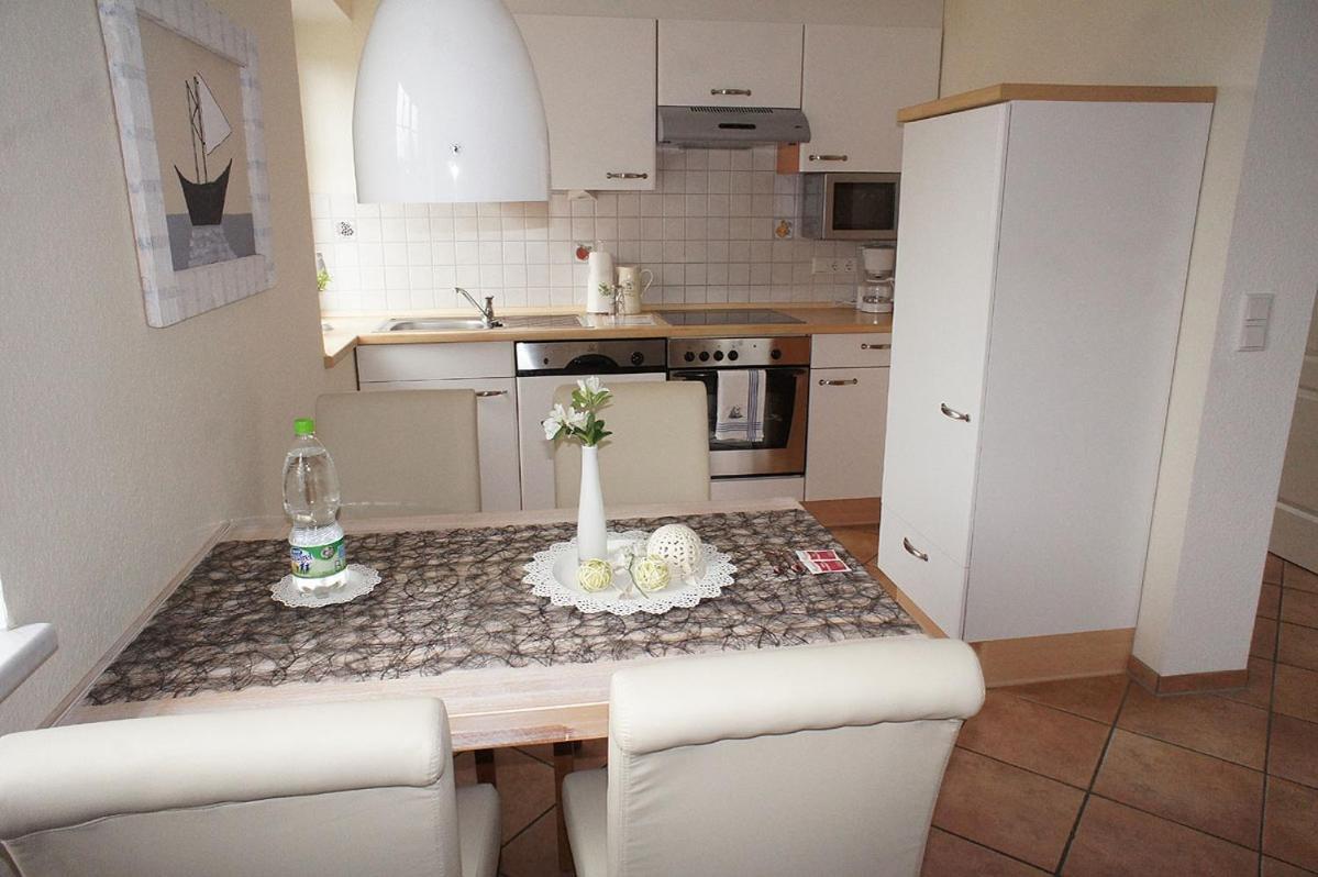 Appartamento Haus Wyden Utersum Esterno foto